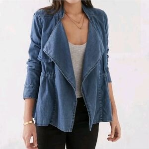 Urban Outfitters Silence + Noise Kirra Swing Chambray Jacket Size Small